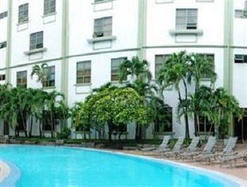 Holiday Hotel Phnom Penh Dış mekan fotoğraf