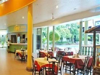Holiday Hotel Phnom Penh Dış mekan fotoğraf