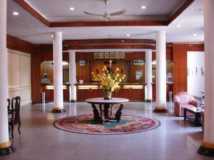 Holiday Hotel Phnom Penh Dış mekan fotoğraf