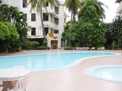 Holiday Hotel Phnom Penh Dış mekan fotoğraf