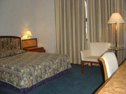 Holiday Hotel Phnom Penh Dış mekan fotoğraf